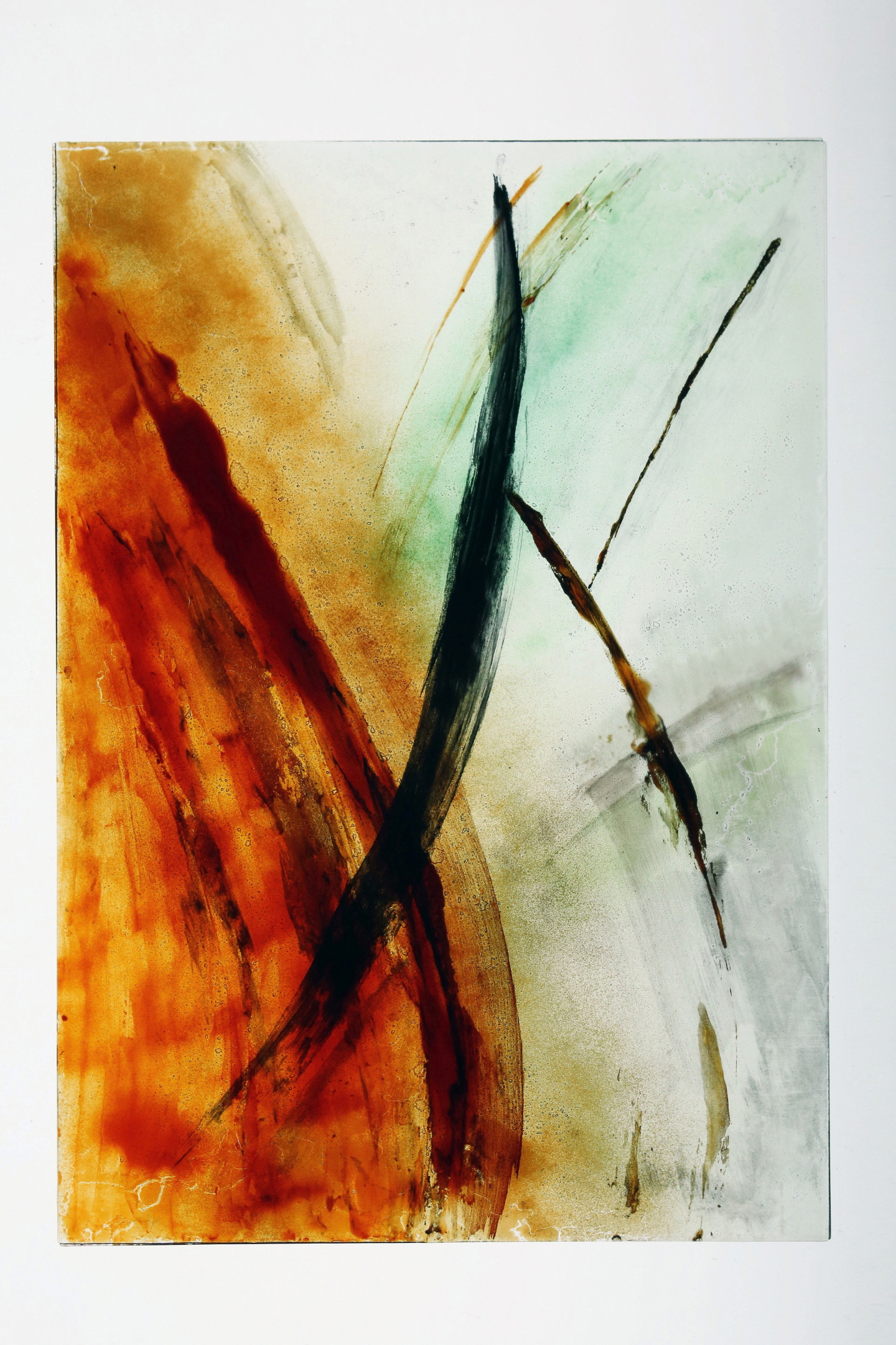 경_계 (At The edge of light)